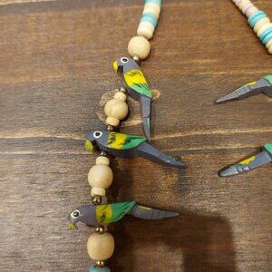 ??3  $25?? Wood Beaded Multi-Parrot Necklace